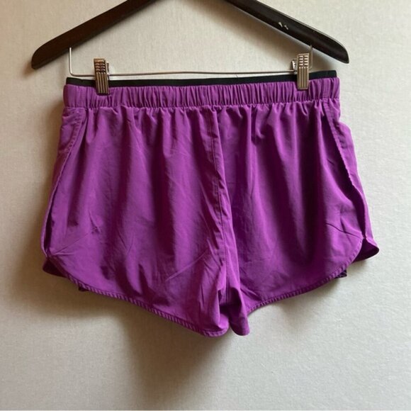 Nike Dri Fit running shorts Sz L - Picture 2 of 9